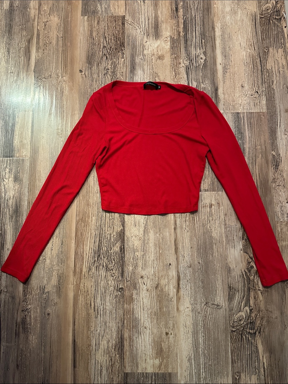 Women's Red Long-Sleeve Scoop Neck Crop Top